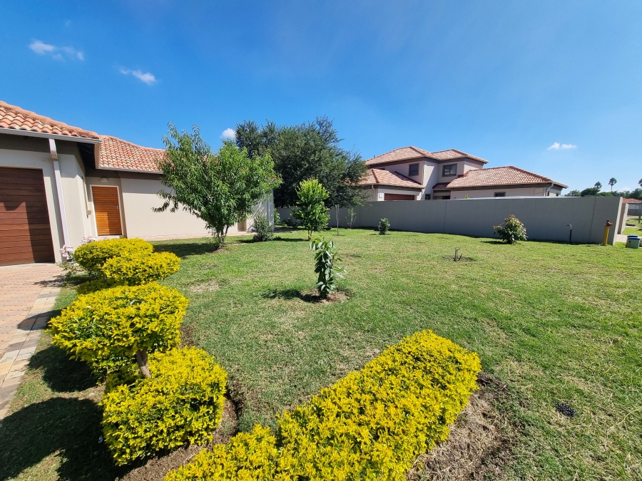 3 Bedroom Property for Sale in Ngwenya River Estate North West